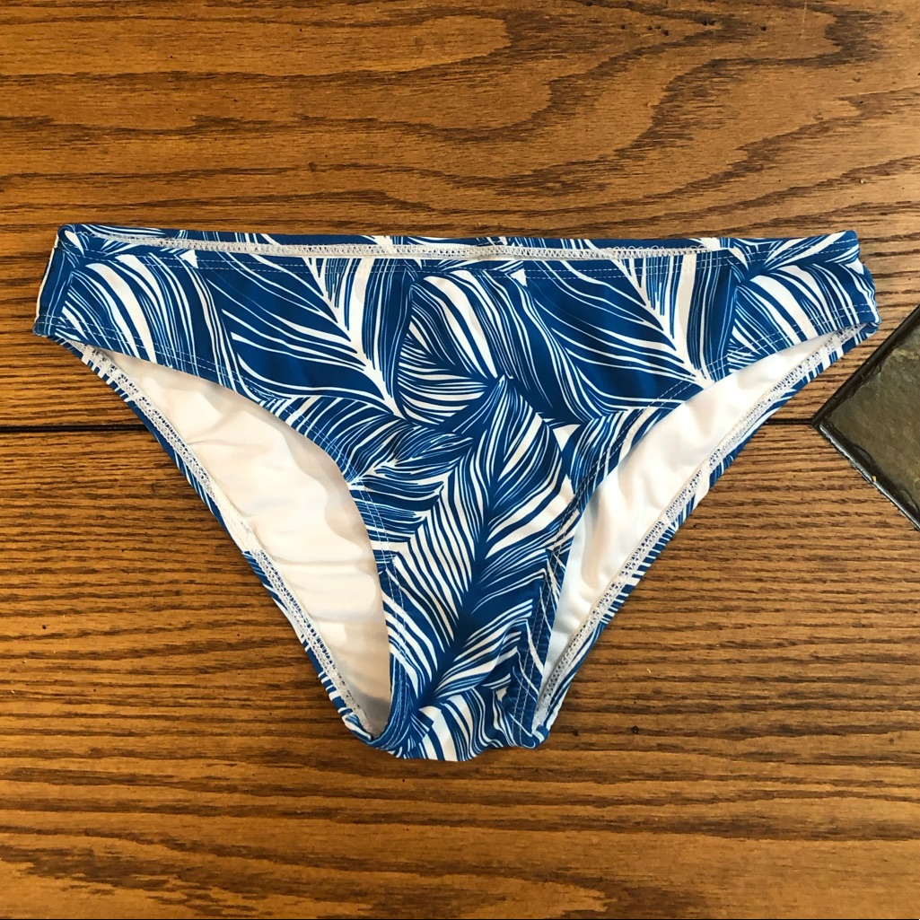320 Romwe Brand Bikini Bottoms